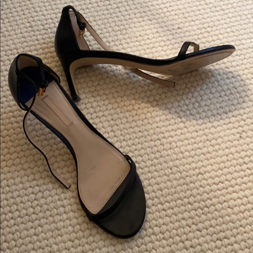 FLASH SALE Stuart Weitzman 75less Nudist Sandal
